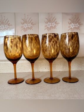 Set of 4 vintage tortoise shell wine glasses goblets